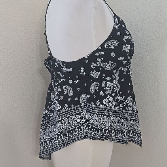 No Boundries  Hanky Pasley Cami M - Picture 2 of 7